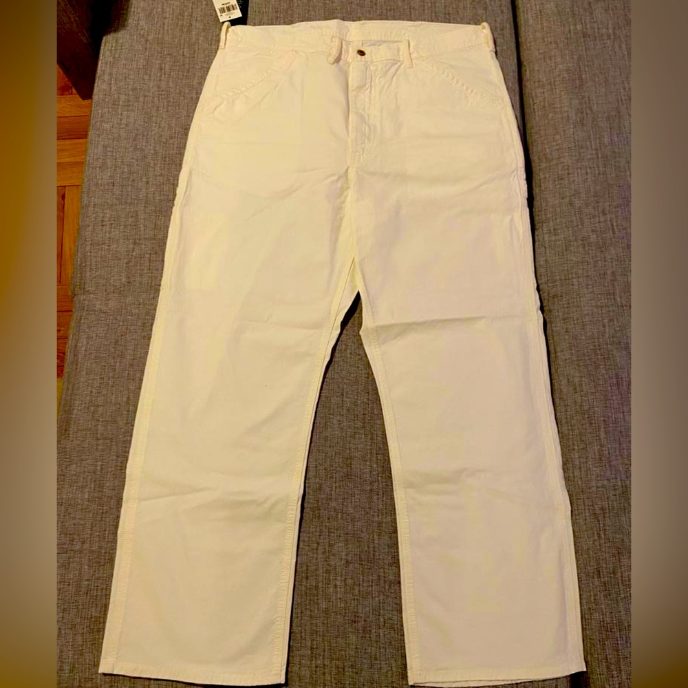 BRAND NEW RALPH LAUREN country white pants. Size 36 x 30. More than 50% off